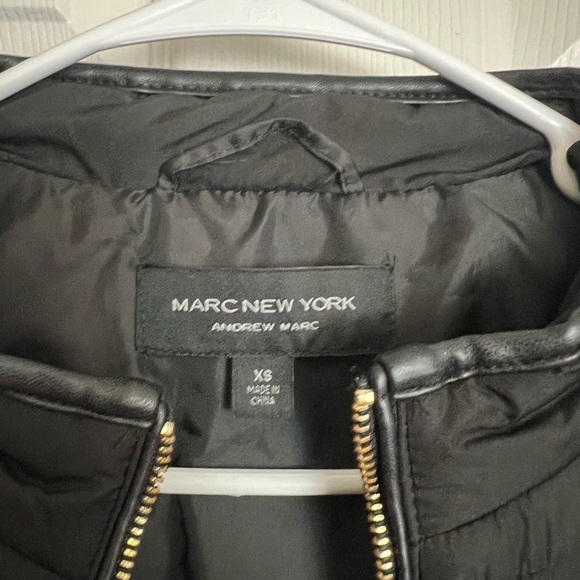 Marc New York Black Quilted Vest with Zipper - Picture 2 of 3